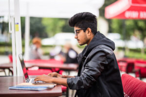 Why Online Internship Programs in India Are Shaping the Future of Student Careers